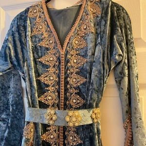 Elegant Blue Velvet Embellished Kaftan Dress